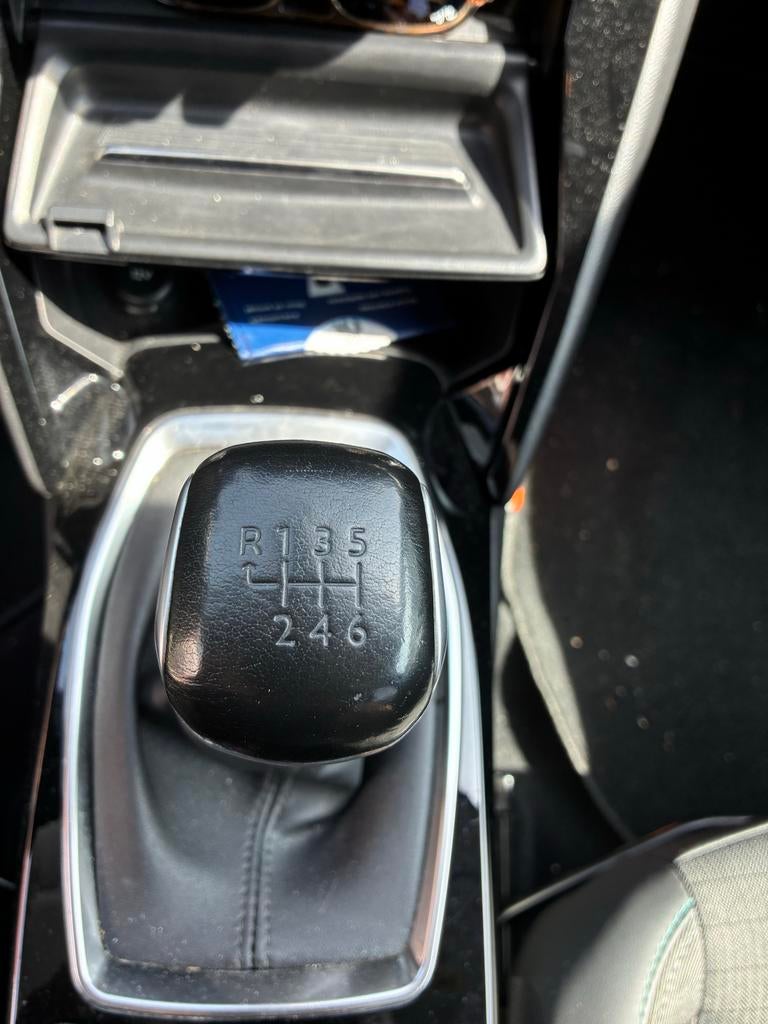 Peugeot 208 1.2 Puretech 100pk 2020 Grijs, Auto's, Peugeot, Particulier, ABS, Achteruitrijcamera, Adaptieve lichten, Airbags, Airconditioning
