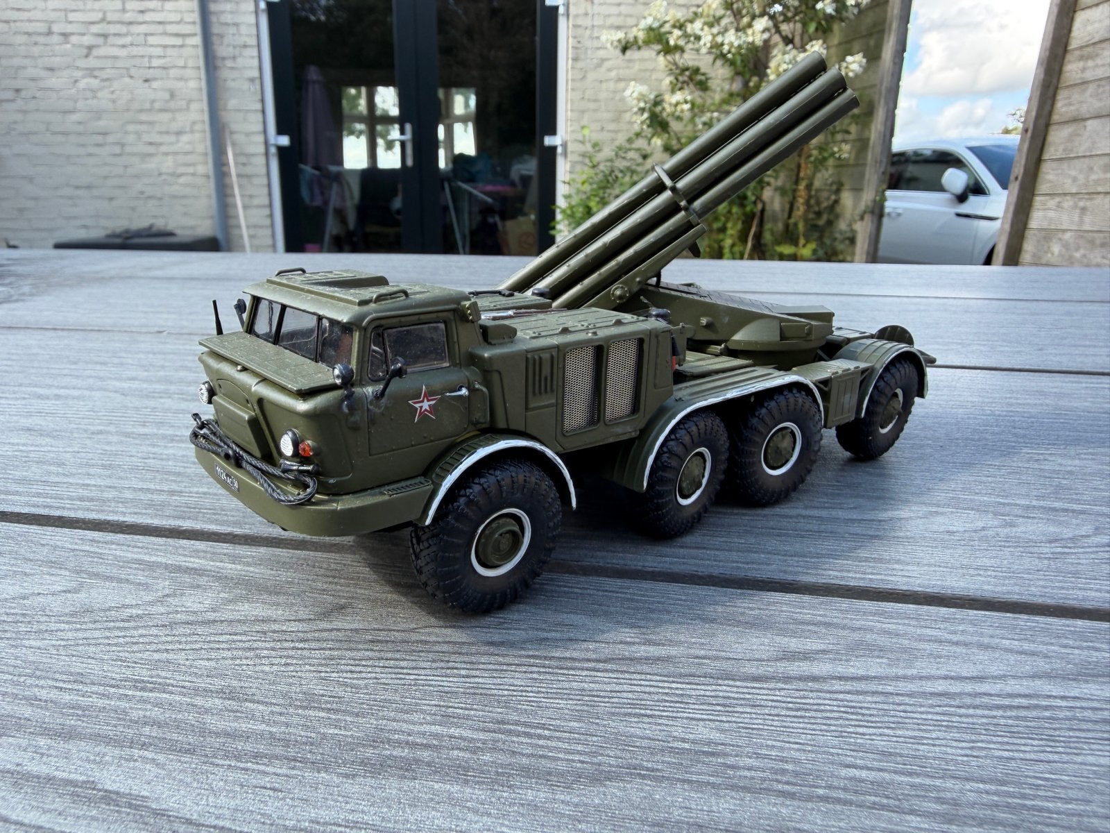 BM-27 Uragan AVD models kit - 1:43 Militair voertuig, Ophalen, Gebruikt, Bus of Vrachtwagen, Overige merken