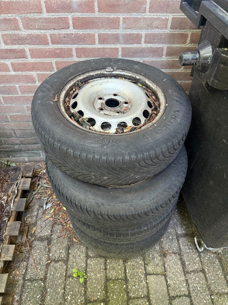 Zomerbanden, Auto-onderdelen, Banden en Velgen, Ophalen, Gebruikt, 15 inch, 185 mm