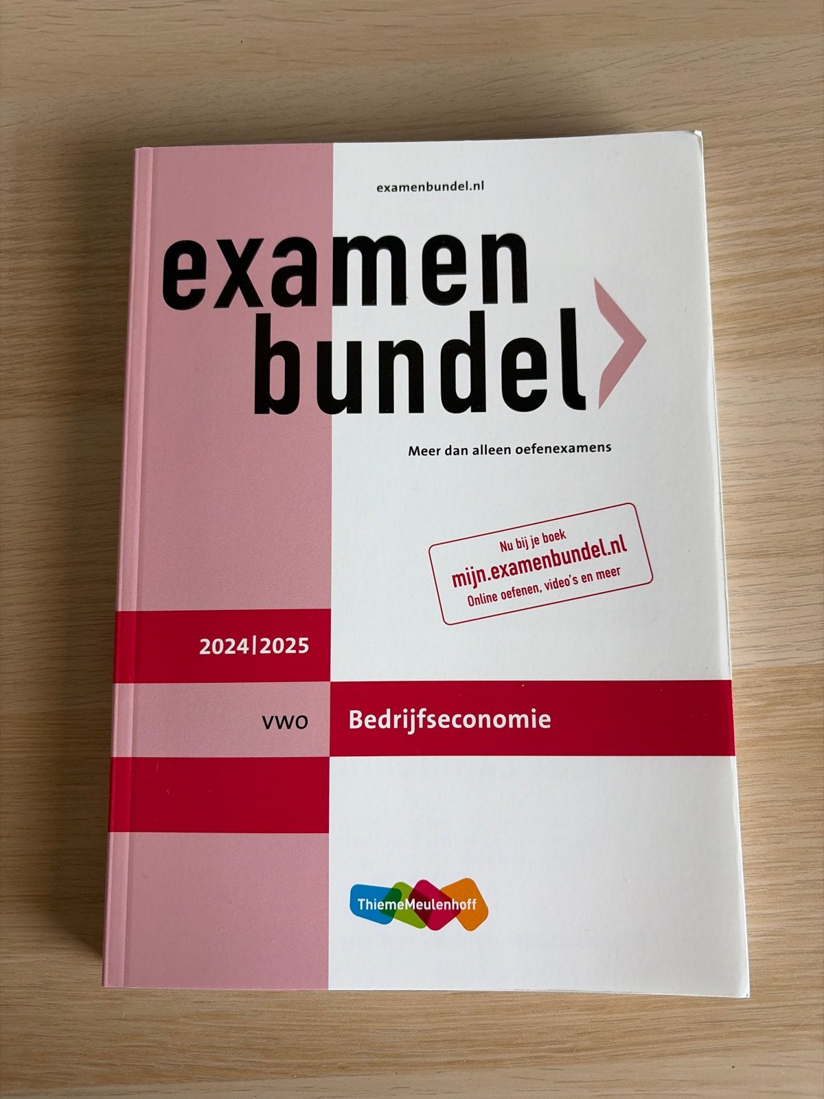 Examenbundel VWO Bedrijfseconomie 2024/2025, Ophalen of Verzenden, Nieuw, VWO, Bedrijfseconomie of M&O