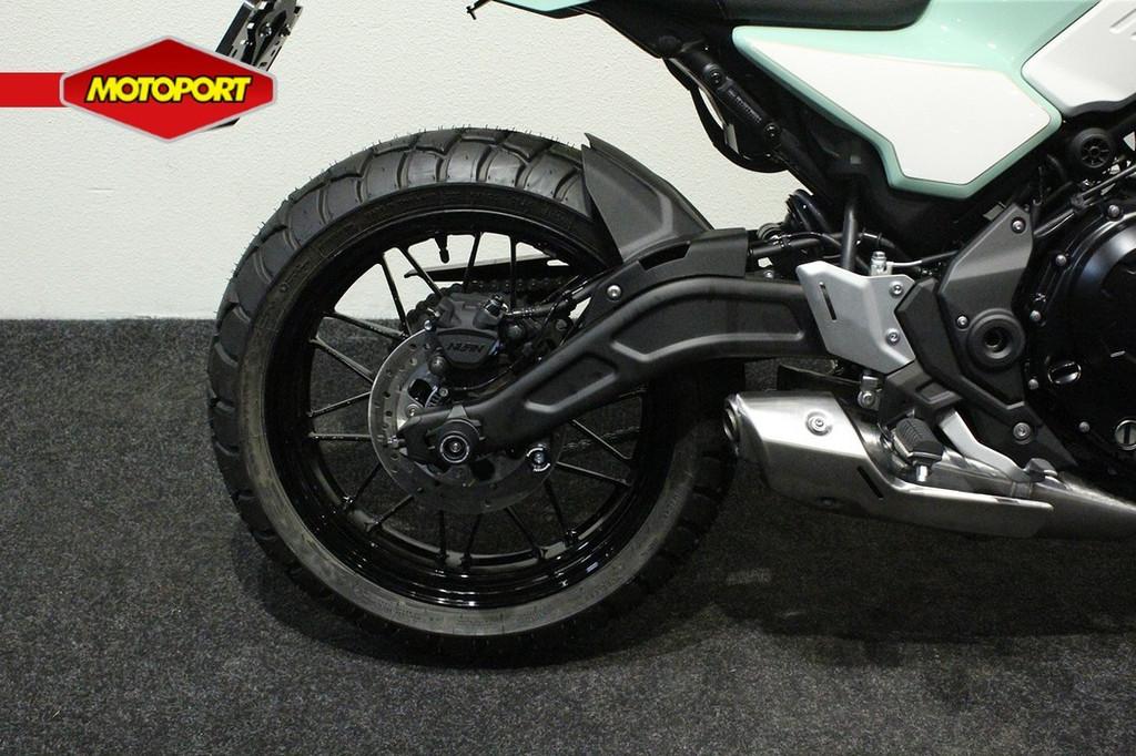 Kawasaki Z650 RS SPECIAL, Bedrijf, Naked bike