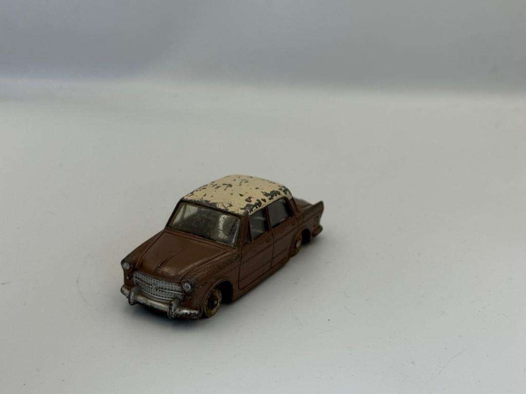 Dinky Toys Grande Vue Fiat 1200, Hobby en Vrije tijd, Modelauto's | 1:43, Ophalen of Verzenden, Zo goed als nieuw, Auto, Dinky Toys