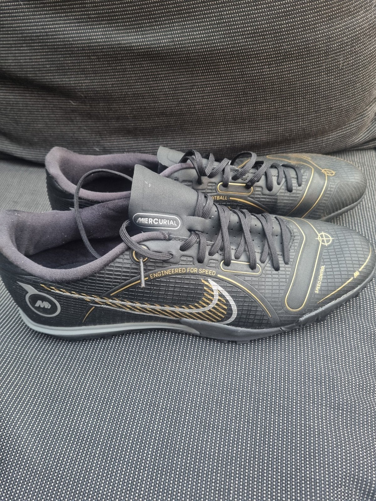 Nike Mercurial Voetbalschoenen - Zwart/Goud, Maat XS of kleiner, Ophalen of Verzenden, Zo goed als nieuw, Schoenen
