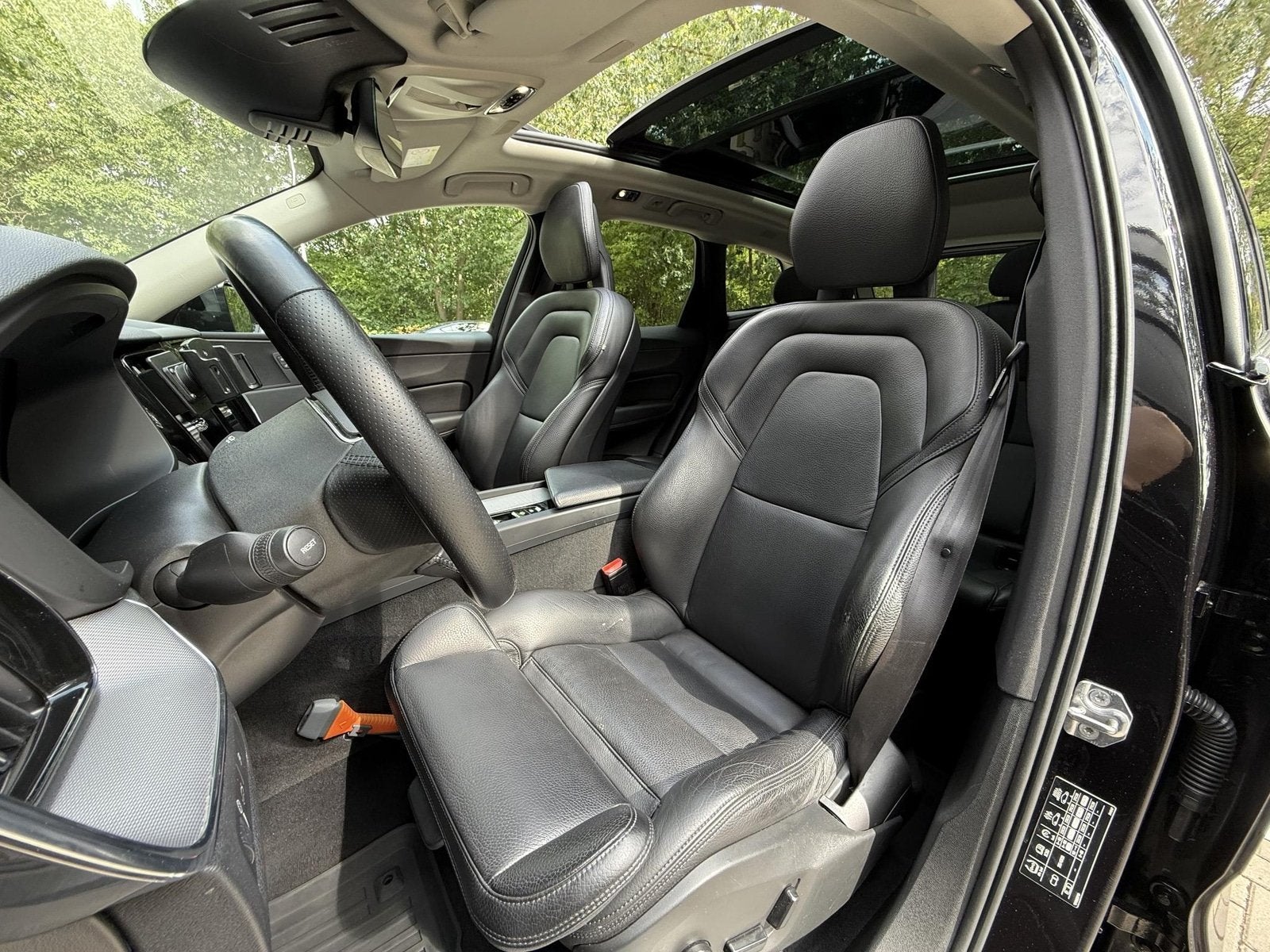 Volvo XC60 2.0 T8 Twin Engine AWD Inscription (bj 2018), Auto's, Gebruikt, 1969 cc, Zwart, Bedrijf