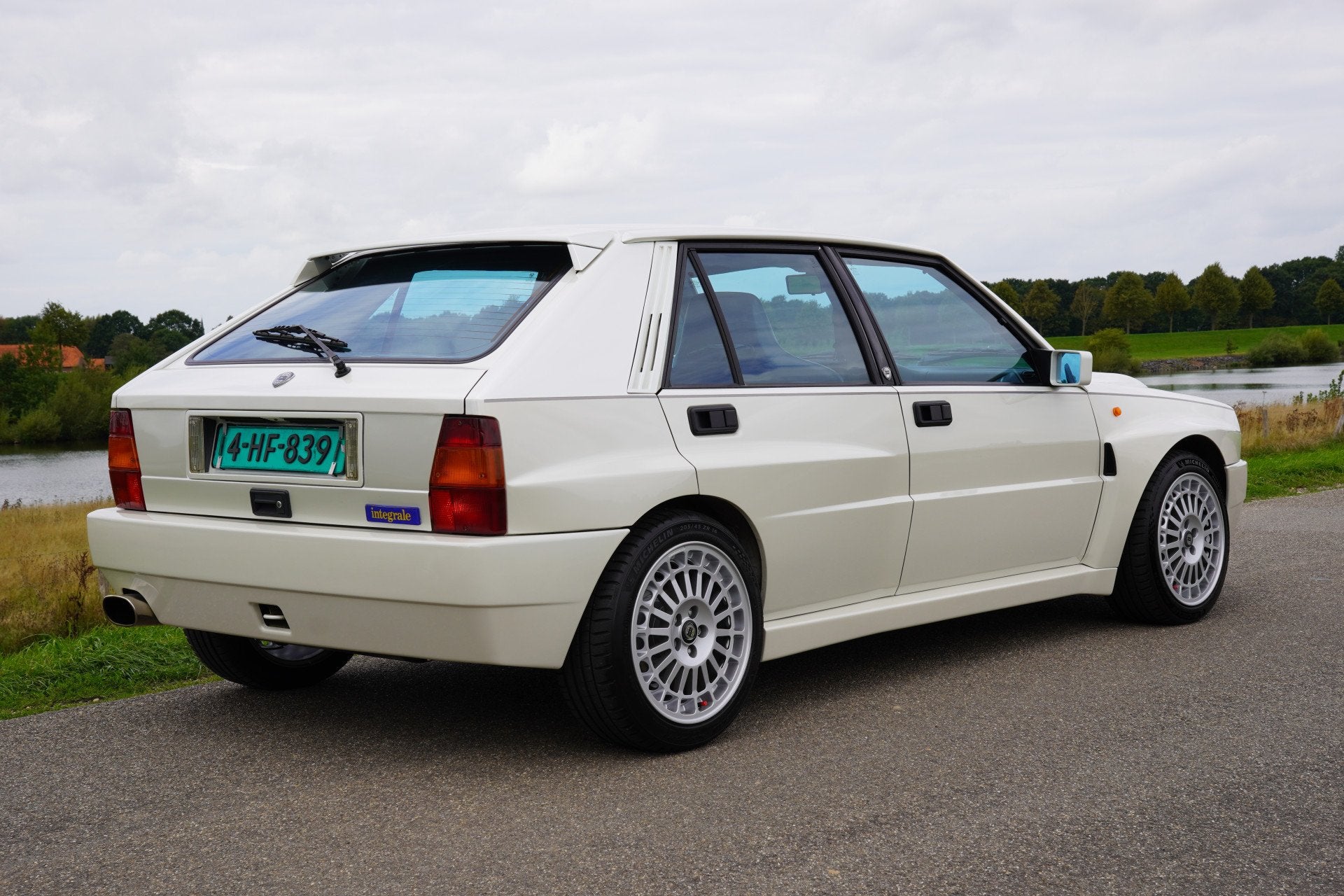 Lancia Delta 2.0-16V HF Integrale Evoluzione II Bianco Perla, foto 6