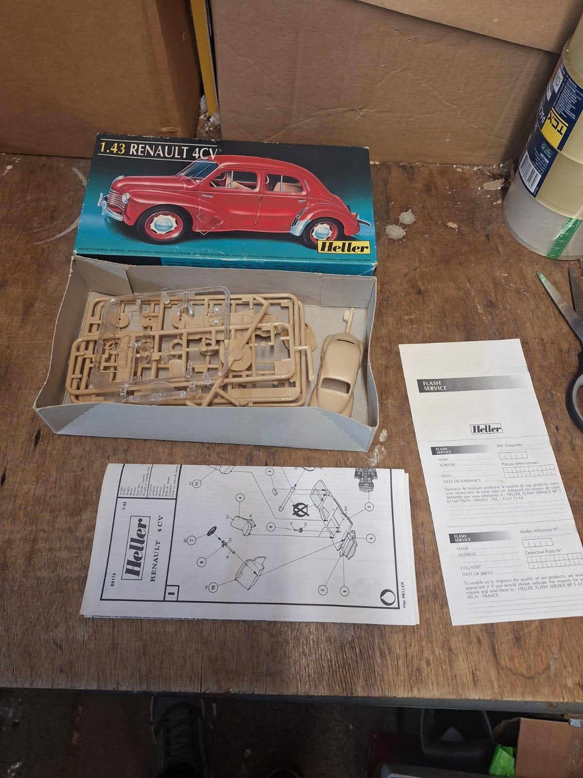 Vintage Heller 1:43 Renault 4CV Modelbouwkit, Auto, 1:32 tot 1:50, Nieuw, Ophalen of Verzenden