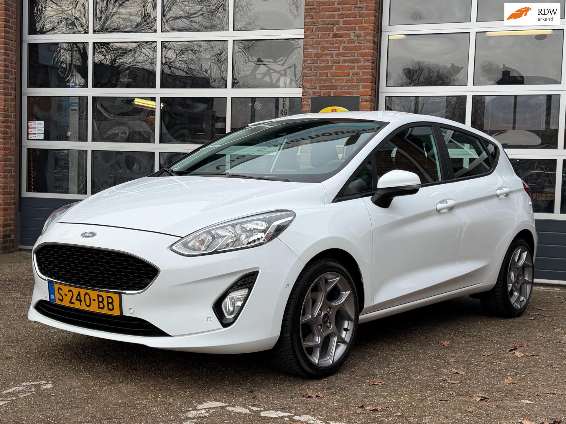 Ford Fiesta 1.0 EcoBoost, Navi, camera, Nieuwe distributie,, Voorwielaandrijving, Gebruikt, 580 kg, 100 pk