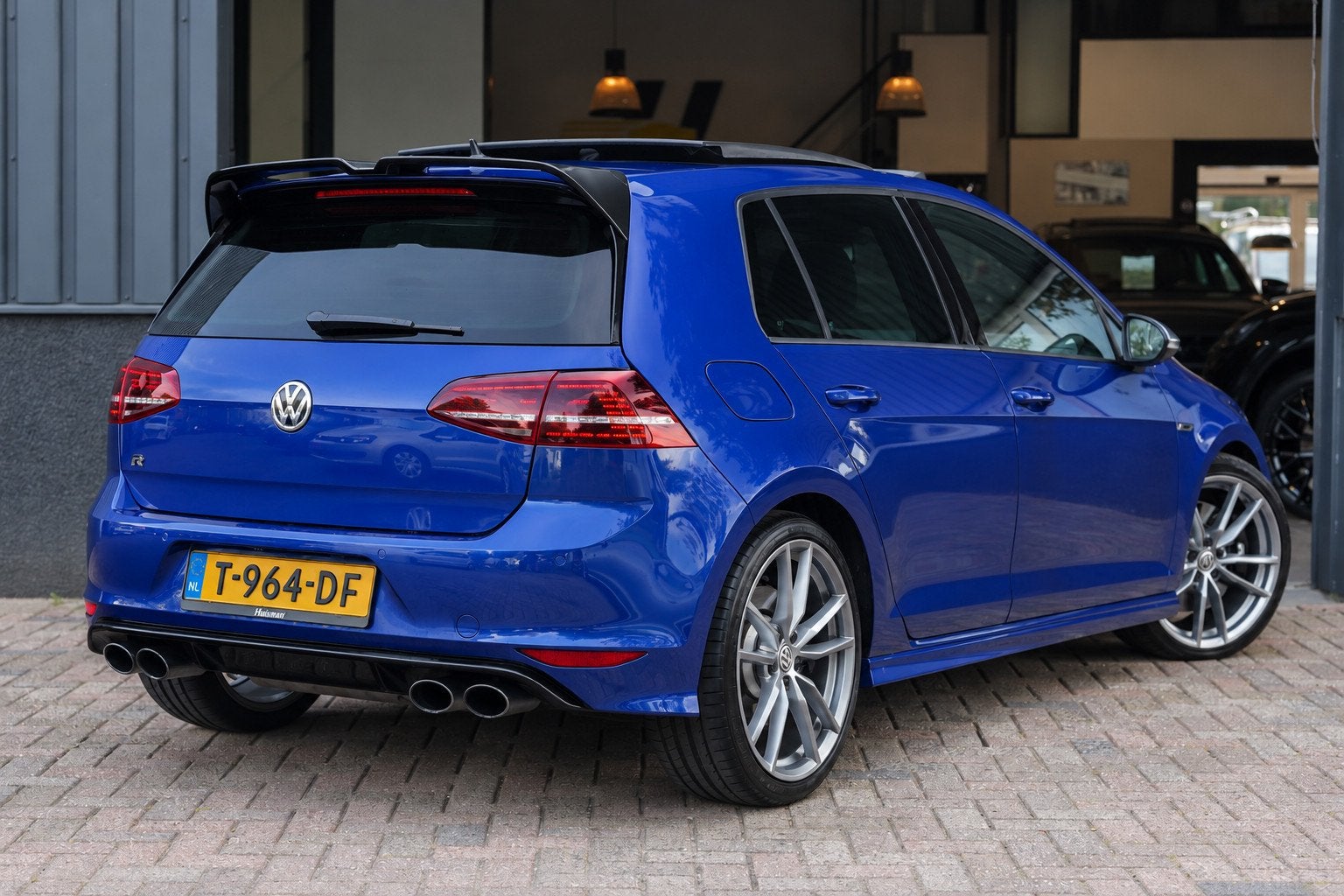 Volkswagen Golf 2.0 TSI R 4Motion 300PK CarPlay|Pano|19 inch, Automaat, Gebruikt, Euro 6, 4 cilinders