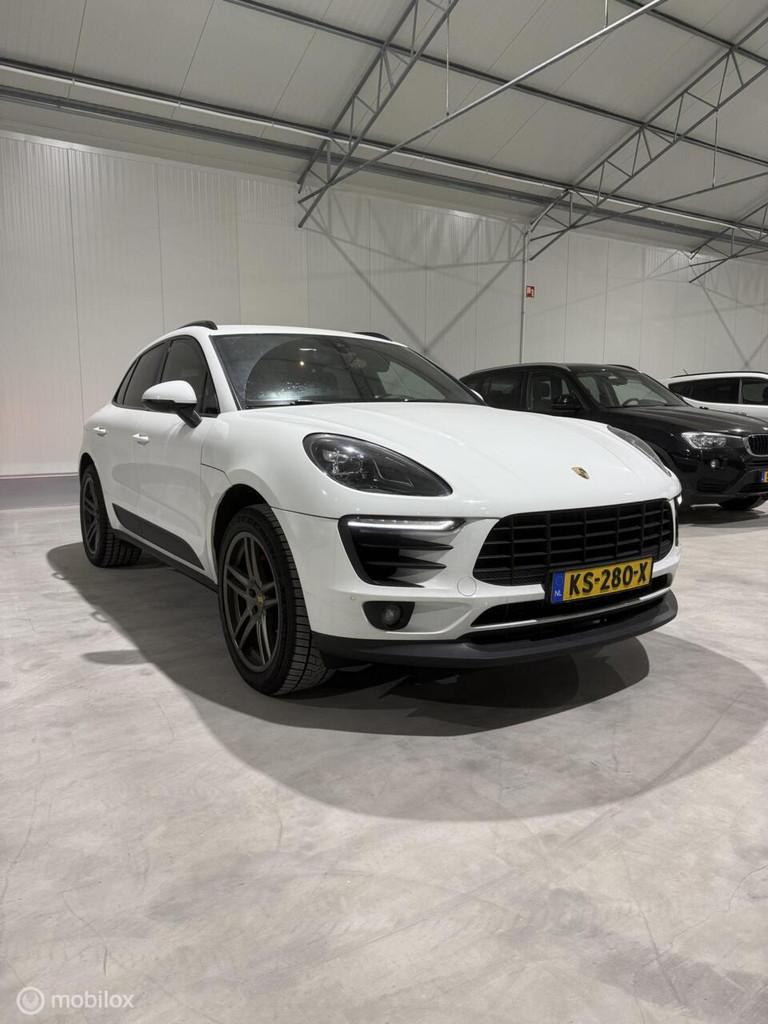 Porsche Macan 2.0, Auto's, Porsche, Automaat, Euro 6, 4 cilinders, Wit