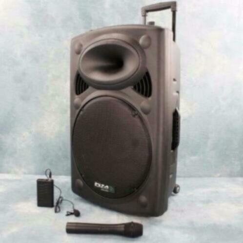 IBIZA SOUND PORT15VHF-BT MOBILE SPEAKER DRAADLOZE MICROFOON