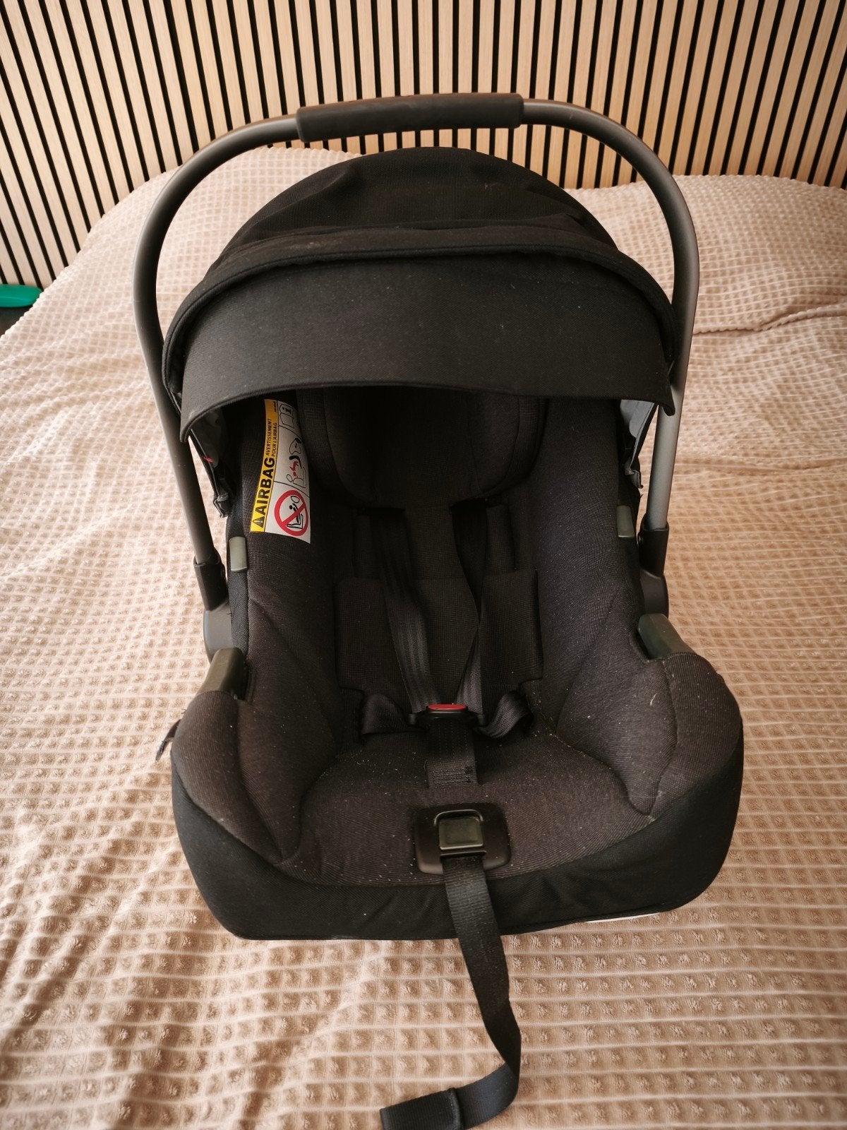 Nuna Maxi-Cosi autostoel met adapters, Ophalen, Autogordel, Verstelbare rugleuning, Zo goed als nieuw