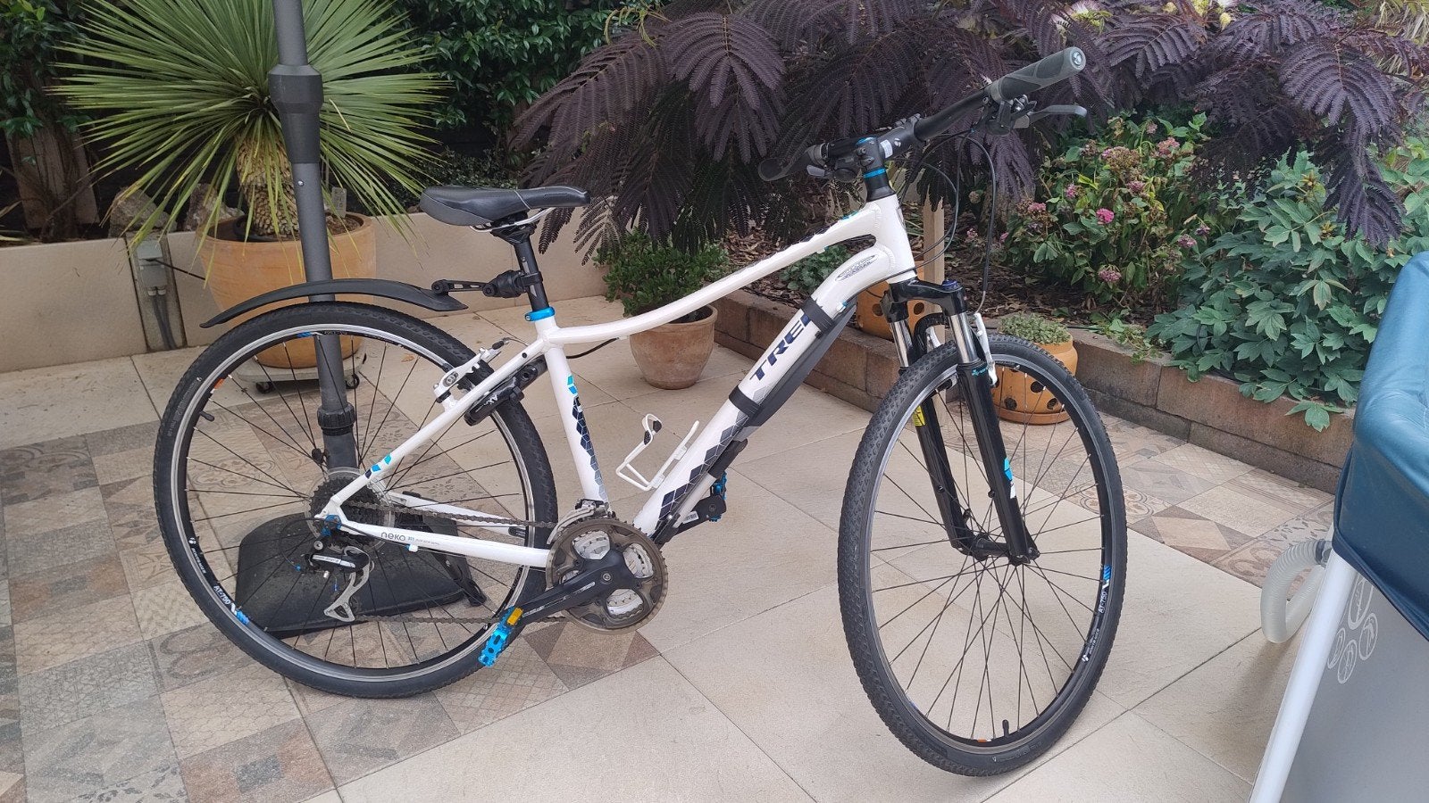 Trek Neko mountain bike . Crystal white. S., 57 cm of meer, Ophalen, Zo goed als nieuw, Trek