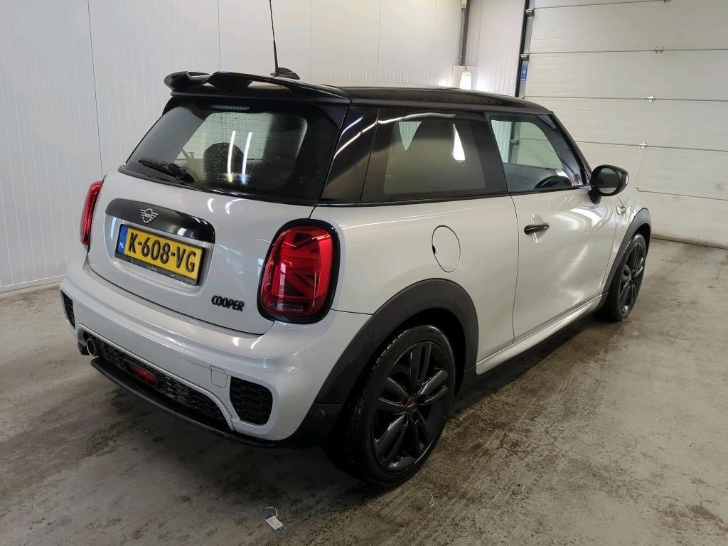 Mini Mini 1.5 Cooper Dalston Edition - Navi - Climate - Wint, Auto's, Mini, Voorwielaandrijving, 136 pk, Gebruikt, 4 stoelen