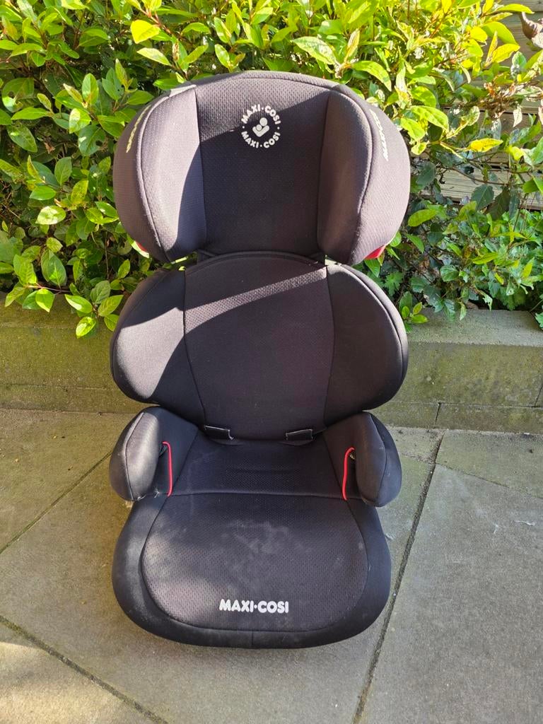 Maxi-Cosi verhoger met rugleuning, licht verkleurd, Ophalen, 15 t/m 36 kg, Zijbescherming, Maxi-Cosi