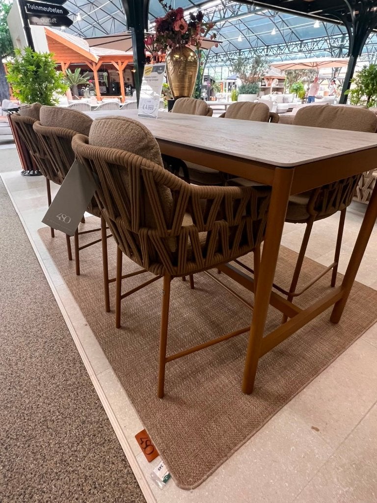 Biaritz High Dining set | SHOWROOMMODEL, Ophalen, Zo goed als nieuw, Tuinset