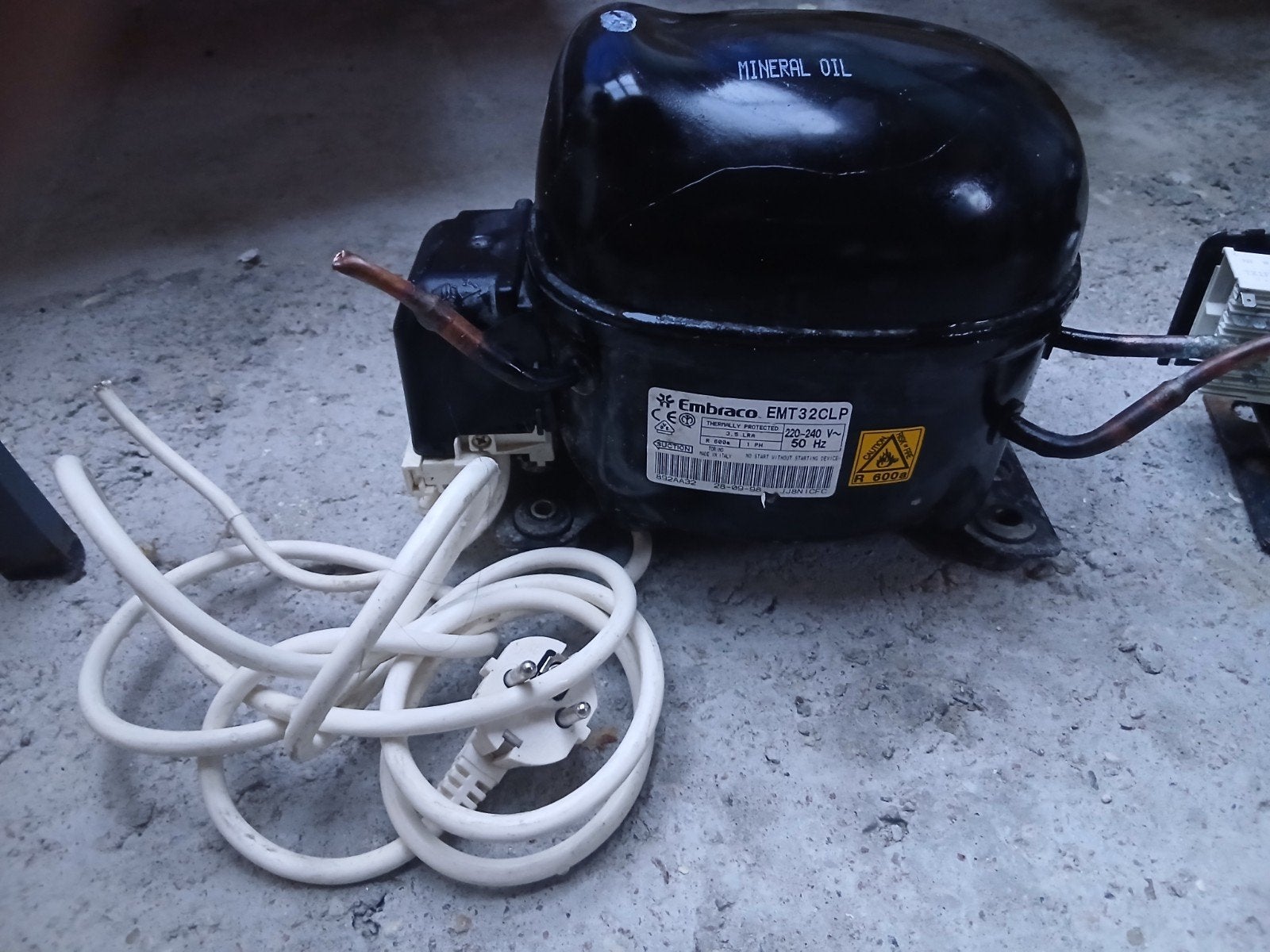 Embraco EMT32CLP Koelkast Compressor R600a, Ophalen, Gebruikt