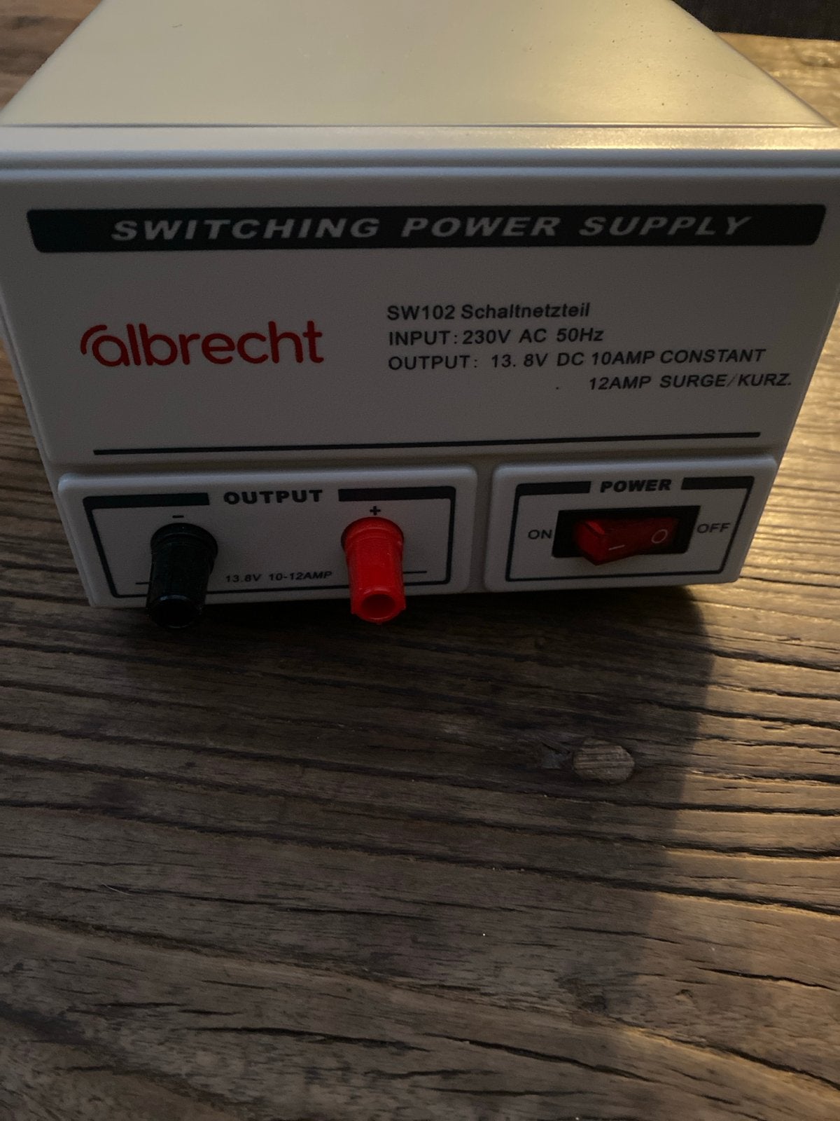Albrecht SW 102 Schakelende Voeding - Nieuw in Doos, Telecommunicatie, Zenders en Ontvangers, Ophalen of Verzenden, Nieuw, Ontvanger