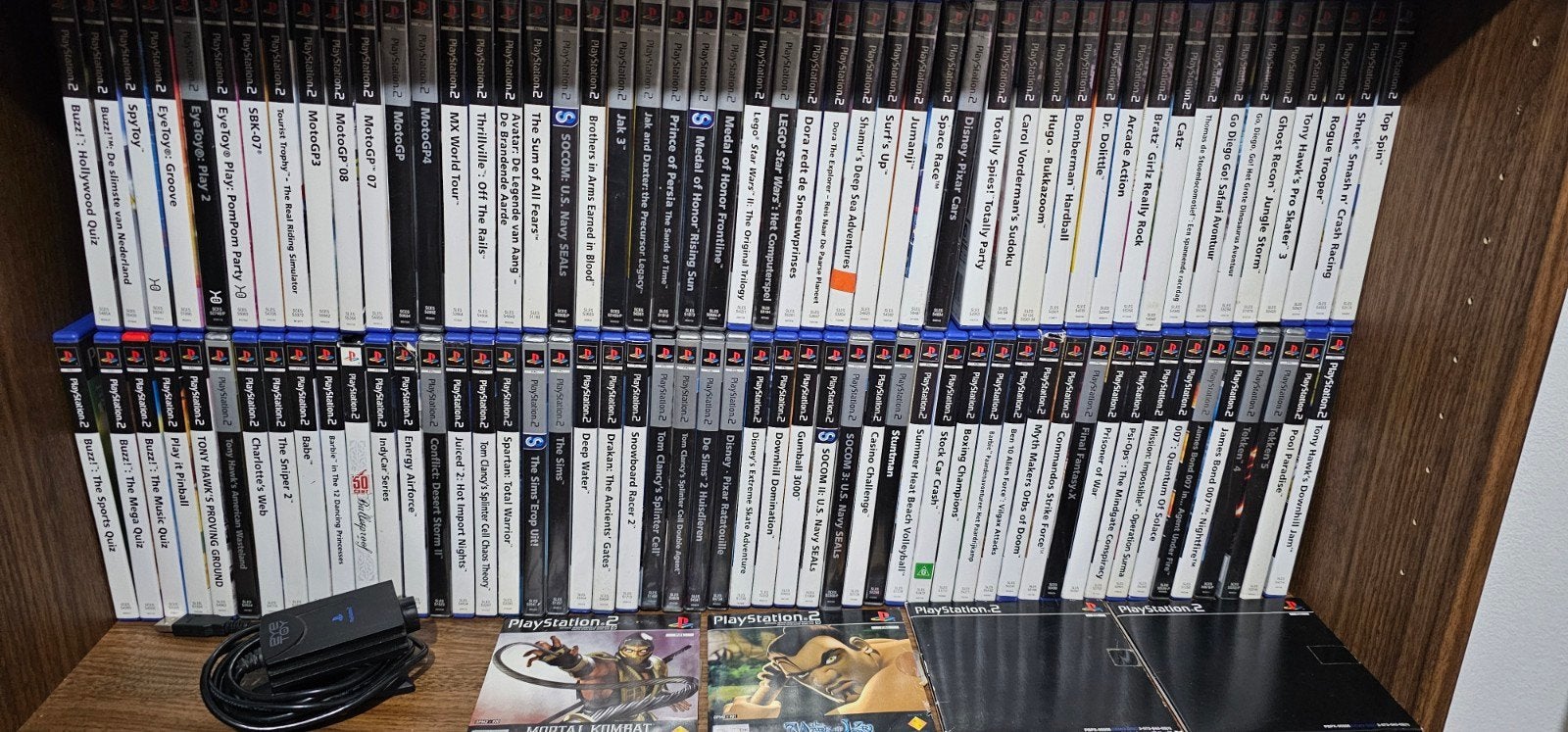 100 playstation 2 games met camara en met 5 demo disc's., Spelcomputers en Games, 1 speler, Ophalen of Verzenden, Gebruikt, Vanaf 3 jaar