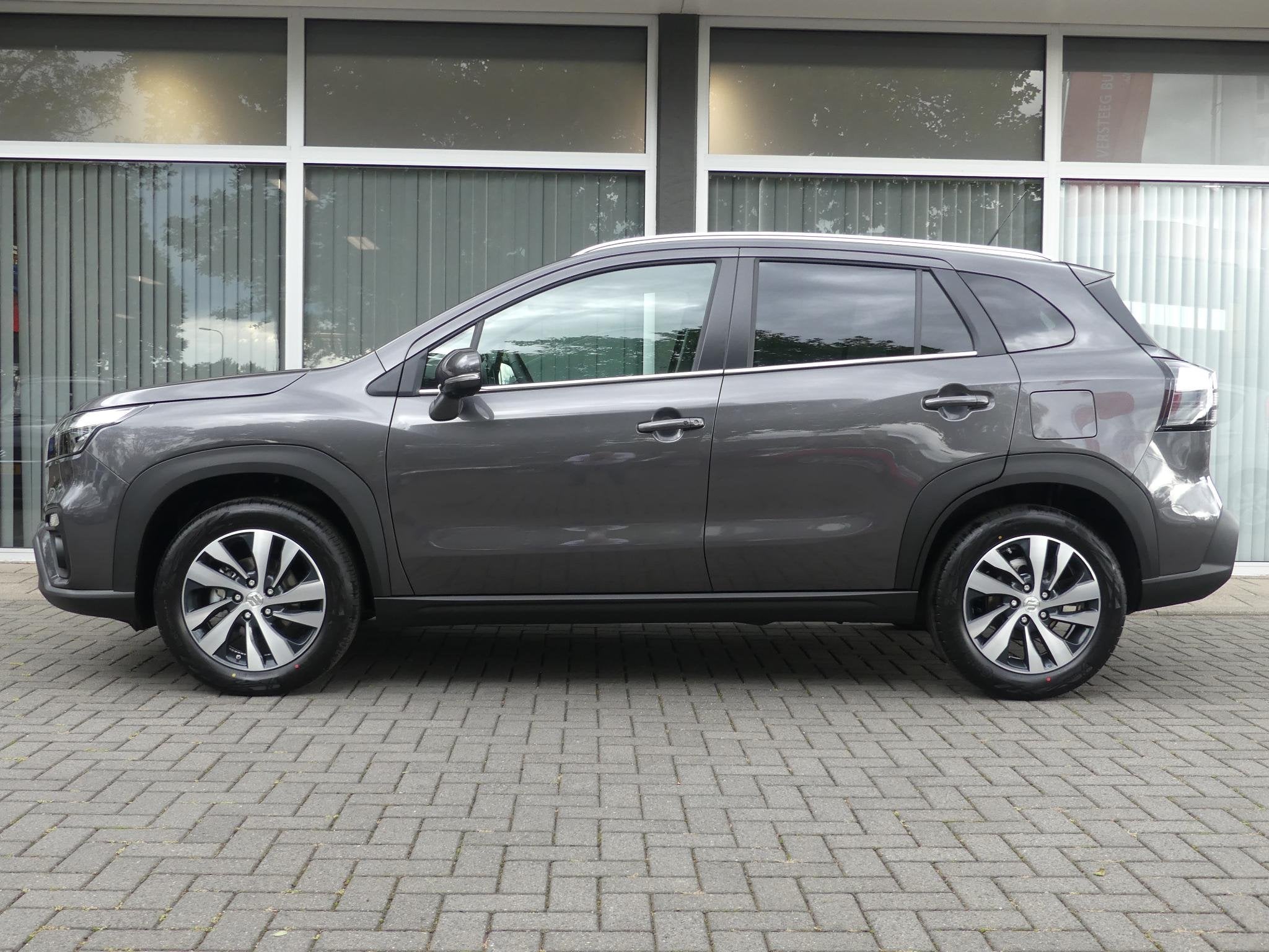 Suzuki S-Cross 1.4 Boosterjet Style Smart Hybrid NIEUWE AUTO, Auto's, Voorwielaandrijving, 12 maanden, 4 cilinders, Leder