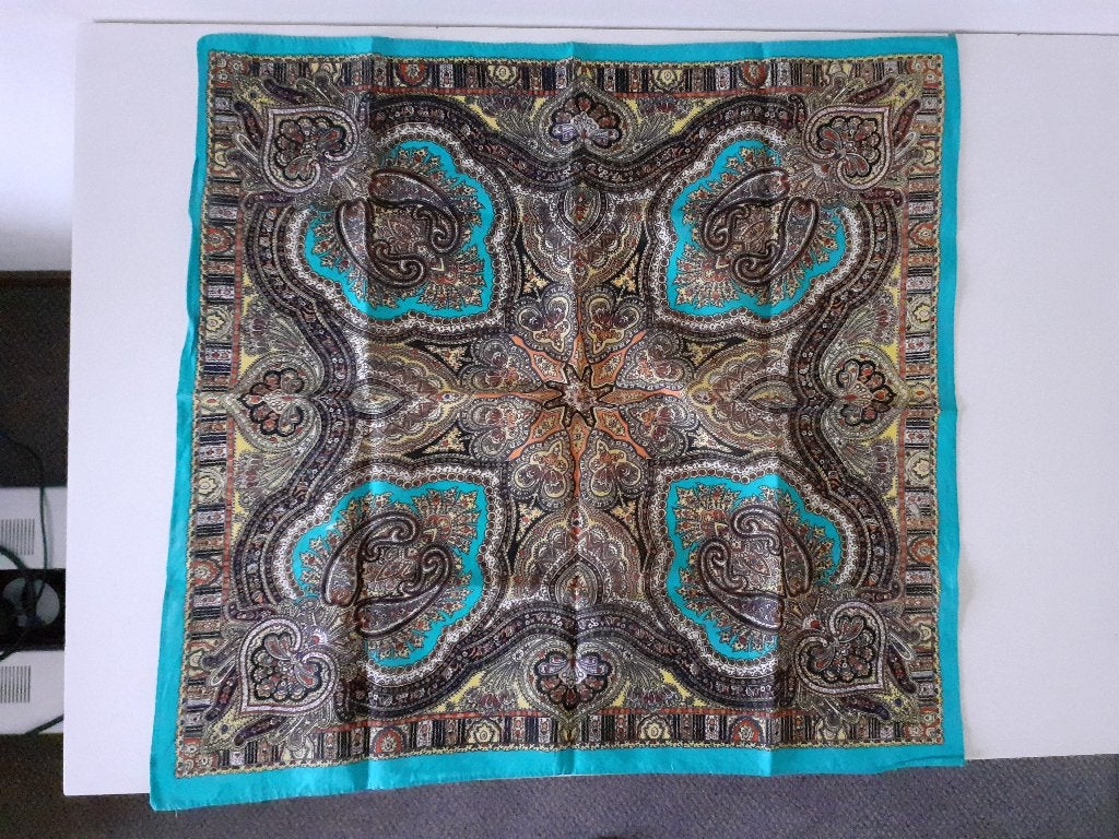 katoenen shawl, Oosters motief met blauwe rand, Ophalen of Verzenden, Zo goed als nieuw