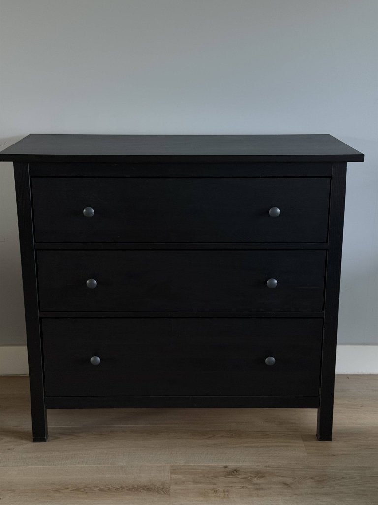 Ikea zwartebruine ladekast / dressoir, Ophalen, Overige materialen, 100 tot 150 cm, Zo goed als nieuw