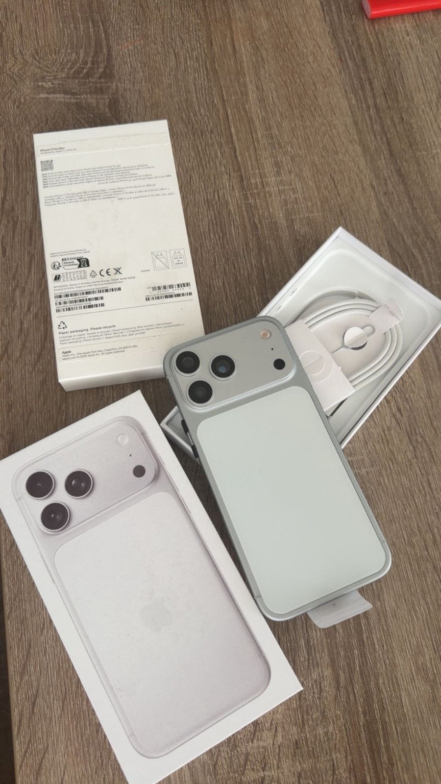 Te koop nieuwe Apple iPhone 17 Pro Max met 1TB, Telecommunicatie, Mobiele telefoons | Apple iPhone, Overige modellen, Wit, Ophalen of Verzenden