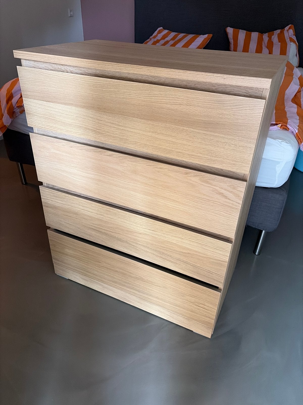 Malm ladekast licht hout, Ophalen, 100 tot 150 cm, 50 tot 100 cm, Zo goed als nieuw