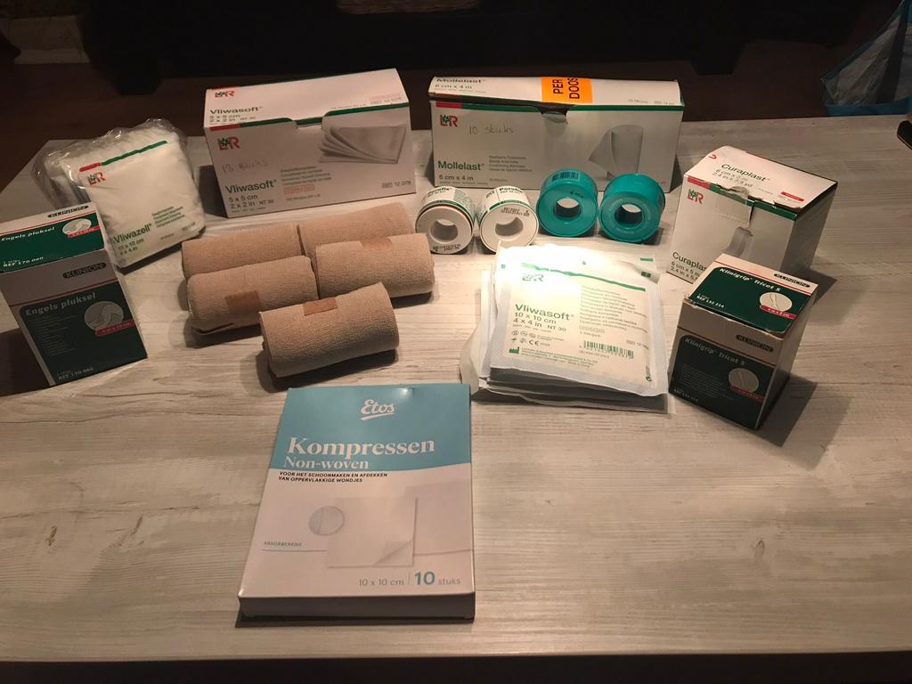 Medisch bandagemateriaal, Diversen, Verpleegmiddelen, Ophalen of Verzenden, Zo goed als nieuw