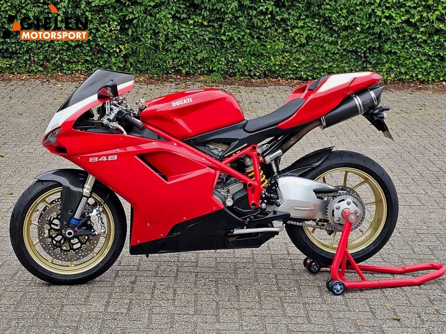 DUCATI 848  R uitgevoerd, DUCATI, 2 cilinders, 849 cc, Motorrijbewijs A
