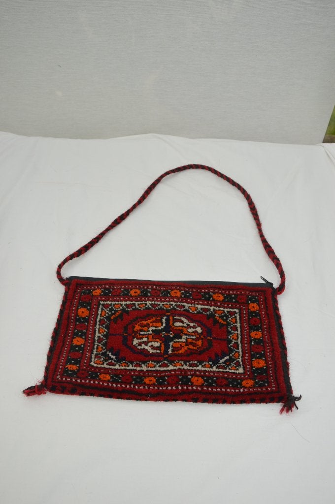 Originele Perzische schoudertas hoofdkleur rood met rits, Ophalen of Verzenden