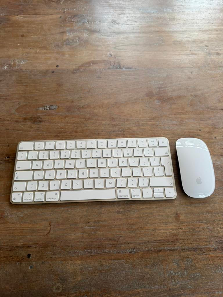 Apple Magic Keyboard en Mouse 2 | NIEUW, Toetsenbord en muis-set, Nieuw, Ophalen of Verzenden, Draadloos