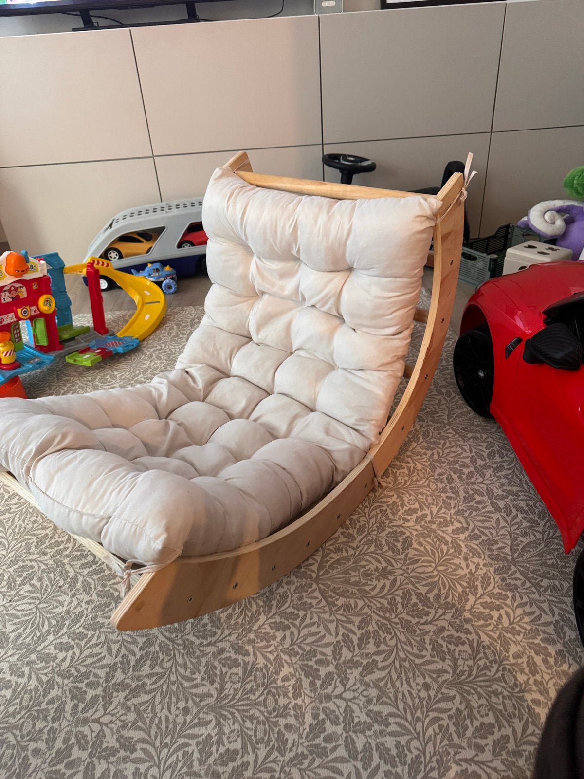 Houten Montessori Klimboog met Kussen - Zo goed als nieuw, Kinderen en Baby's, Ophalen, Zo goed als nieuw, Klimwand