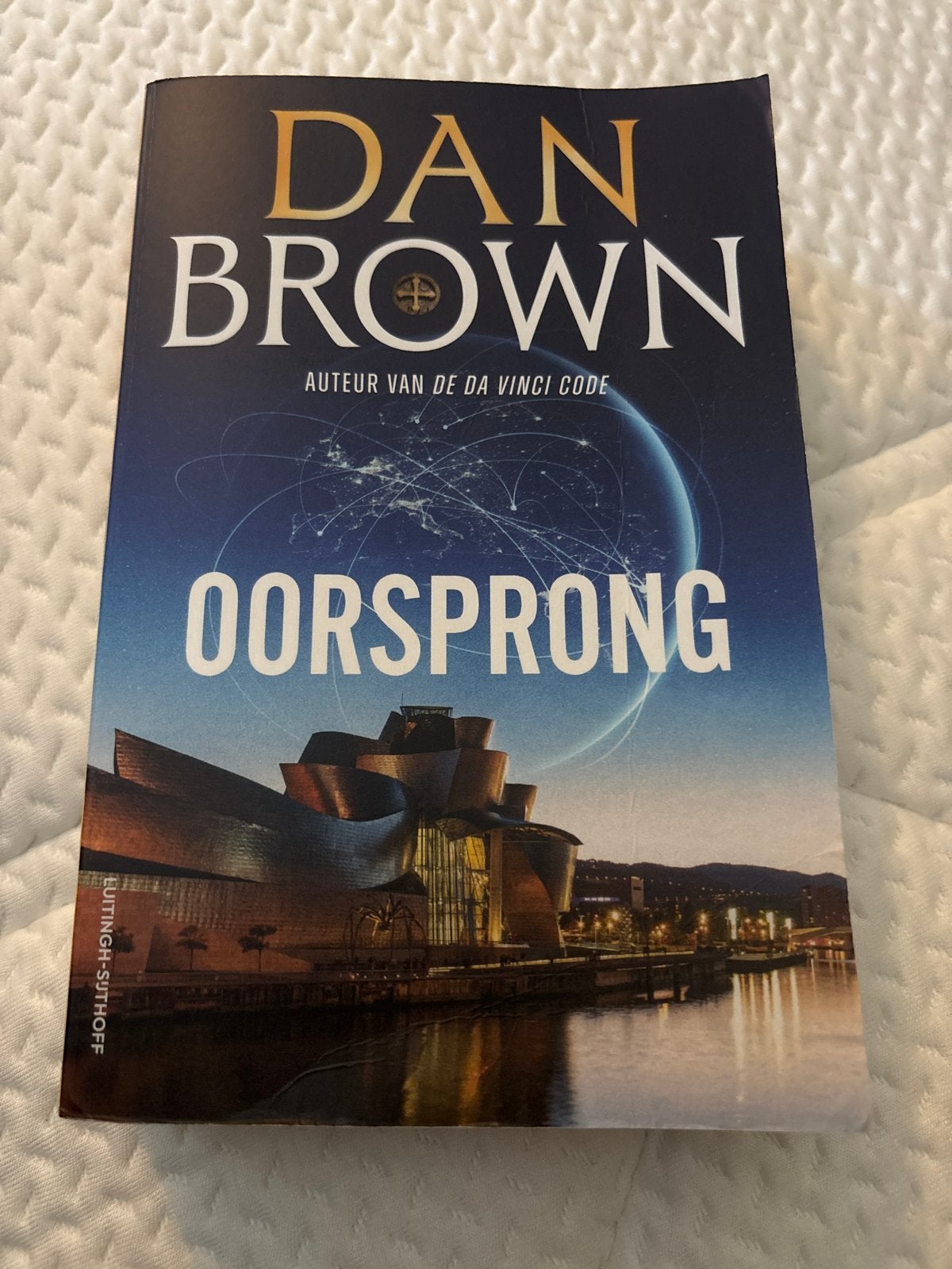 Dan Brown - Oorsprong (Paperback), Ophalen of Verzenden, Gelezen, Europa overig