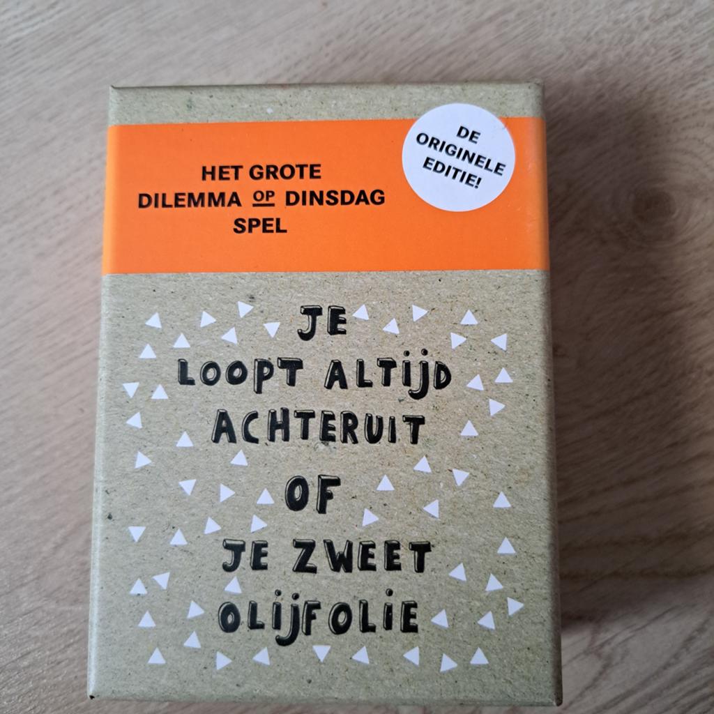 Het Grote Dilemma op Dinsdag Spel - Originele Editie, Vijf spelers of meer, Ophalen of Verzenden, Zo goed als nieuw, BIS Publishers