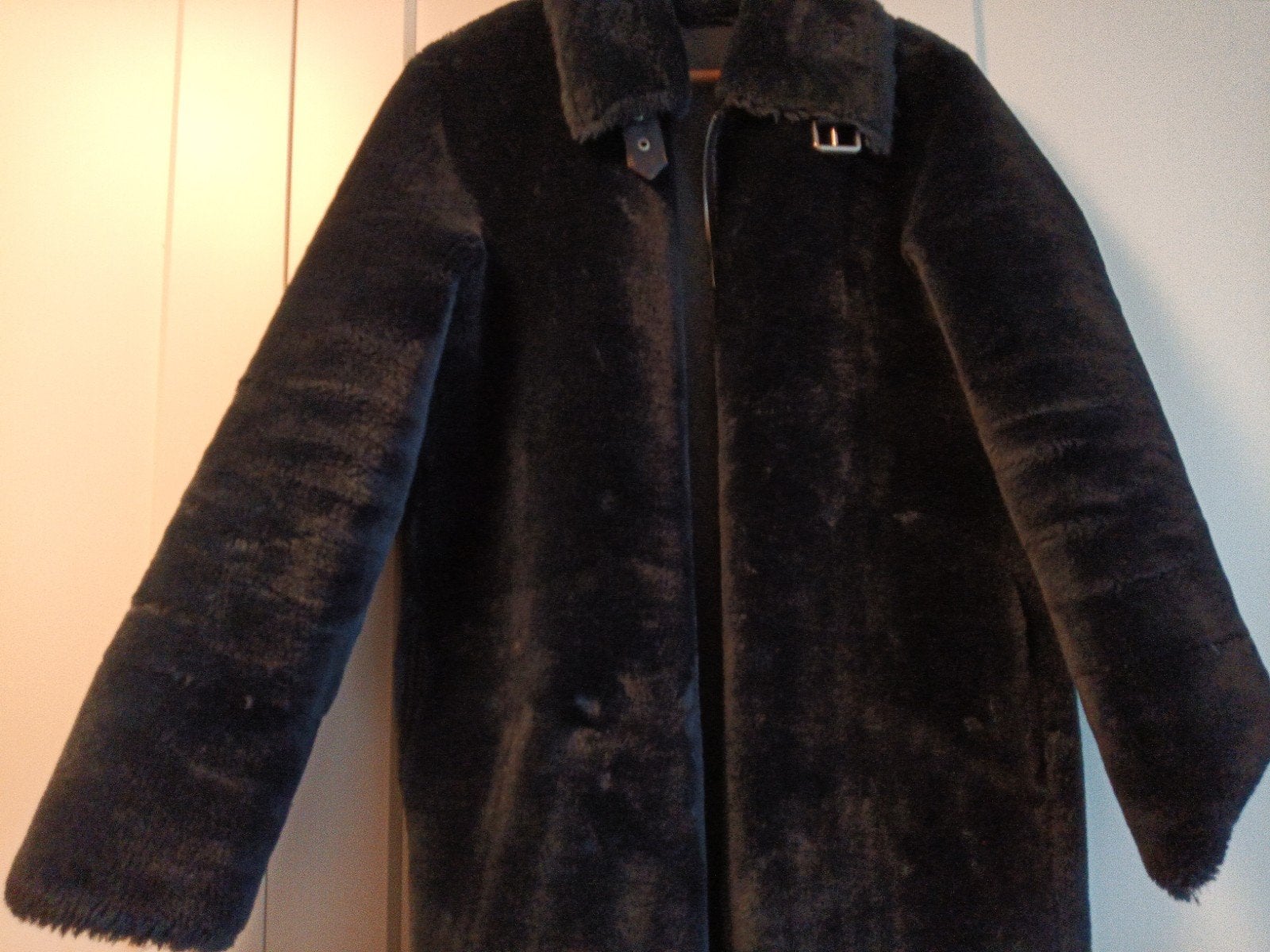 Guess winterjas maat L, Kleding | Dames, Guess, Zwart, Maat 42/44 (L), Ophalen of Verzenden