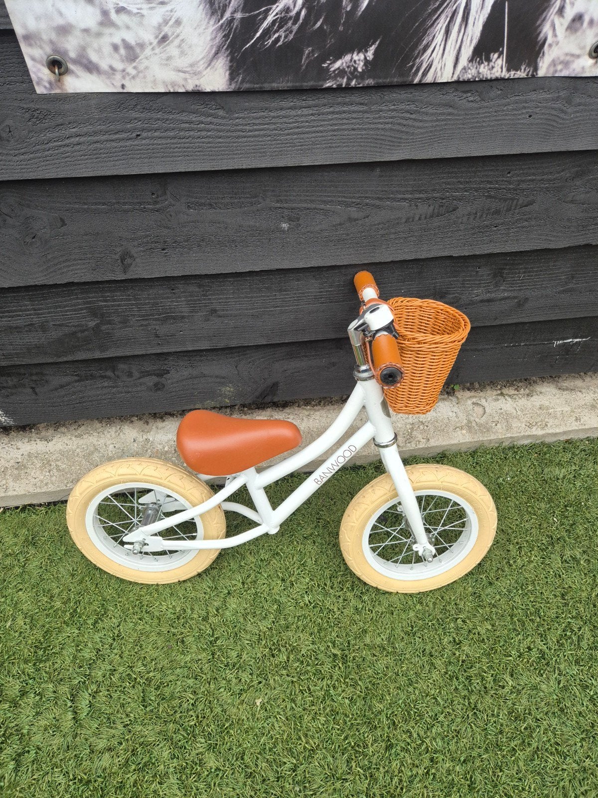 Prachtige witte loopfiets van Banwood, Ophalen, Zo goed als nieuw, Minder dan 16 inch, Banwood