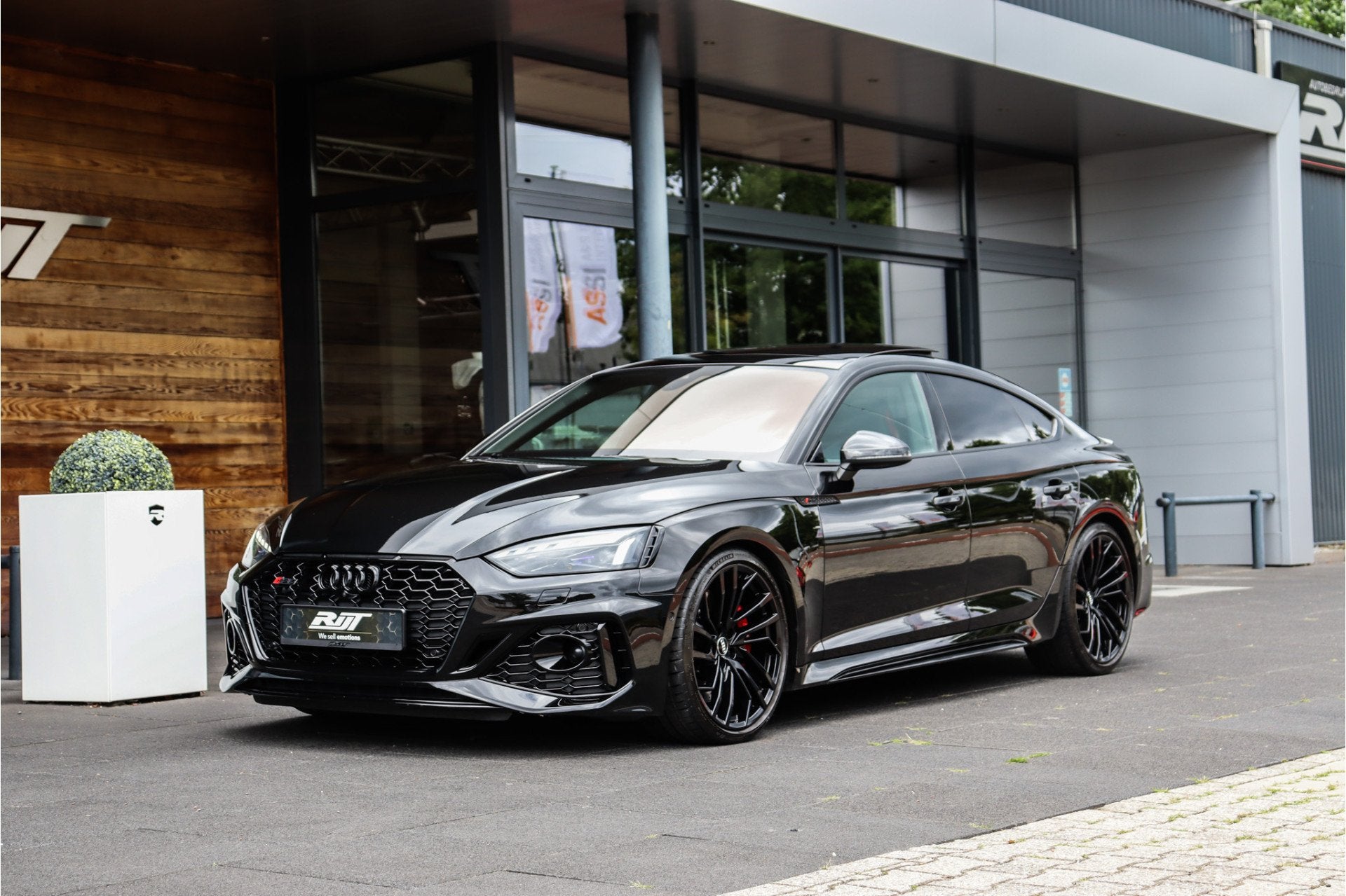 Audi RS5 2.9 Quattro *Sportstoel/RS leder/Matrix/360/Pano*, Auto's, Automaat, Dealer onderhouden, Zwart, 451 pk