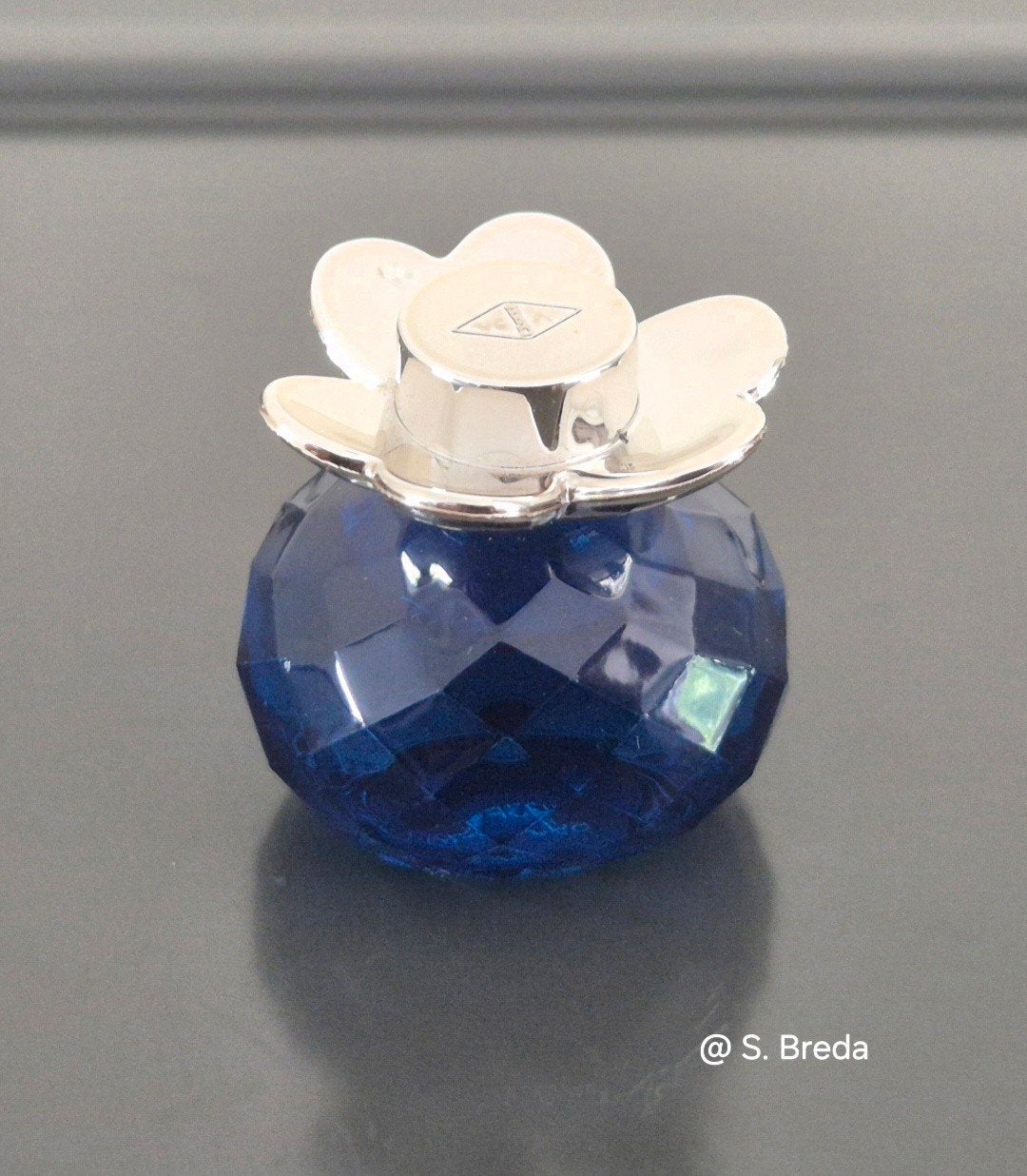 Van Cleef & Arpels - Feerie - Eau de Parfum miniatuur, Verzamelen, Ophalen of Verzenden, Zo goed als nieuw, Miniatuur, Gevuld