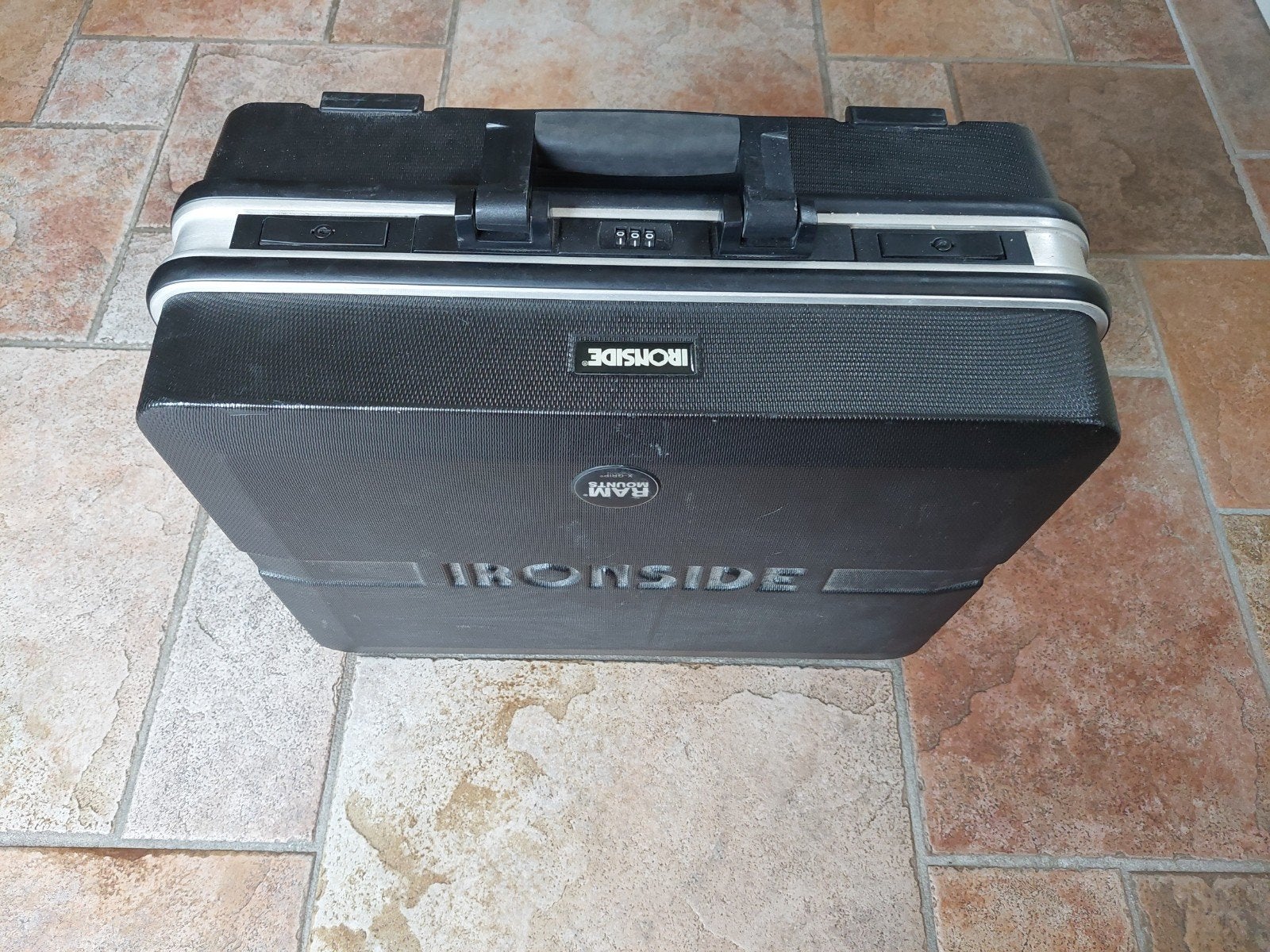 gereedschapkoffer Merk ironside 88 delig, Ophalen, Nieuw