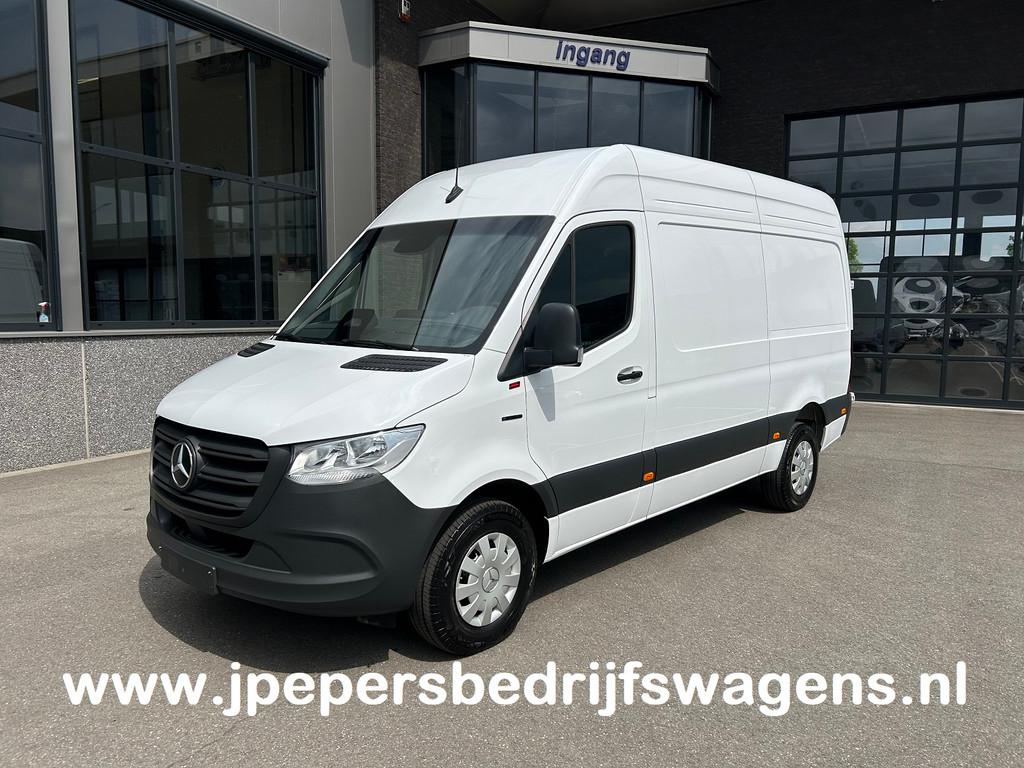 Mercedes-Benz eSprinter 320 L2 H2 Pro 81kWh / Snel laden 115, Auto's, Automaat, 81 kWh, Gebruikt, Zwart