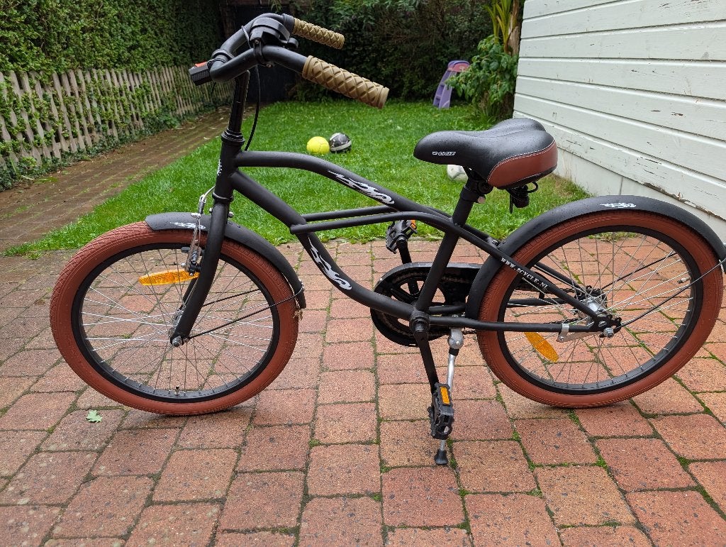 2Cycle Cruiser Kids Bike - 20 Inch - Matte Black, Fietsen en Brommers, Ophalen, Terugtraprem, Gebruikt, Handrem