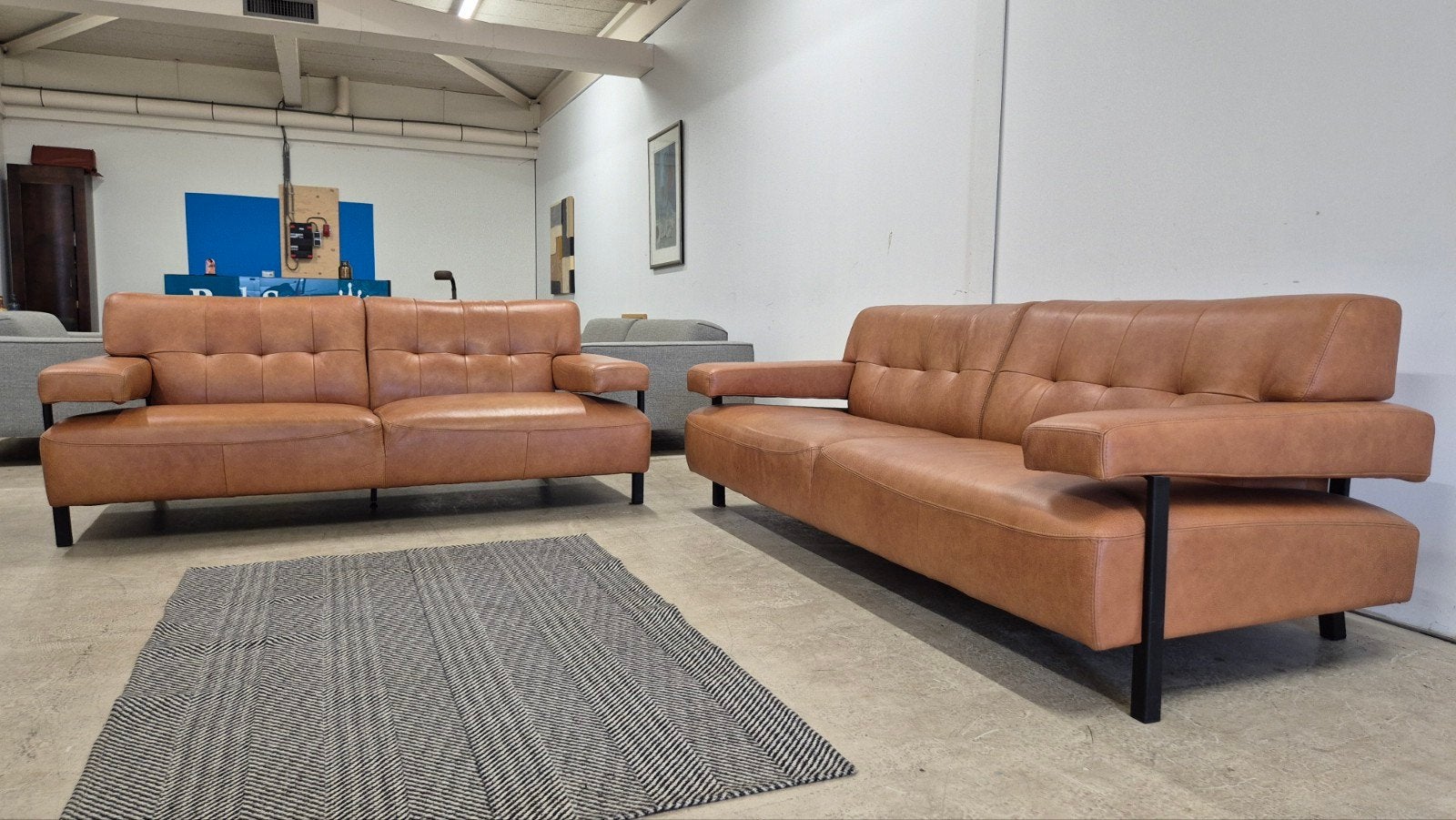 Cognac leren industriële design bankstel in NIEUWSTAAT, Industriël design cognac leer, Ophalen of Verzenden, Zo goed als nieuw