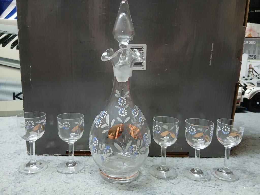 Karaf met 5 glaasjes, Ophalen of Verzenden, Zo goed als nieuw, Overige typen