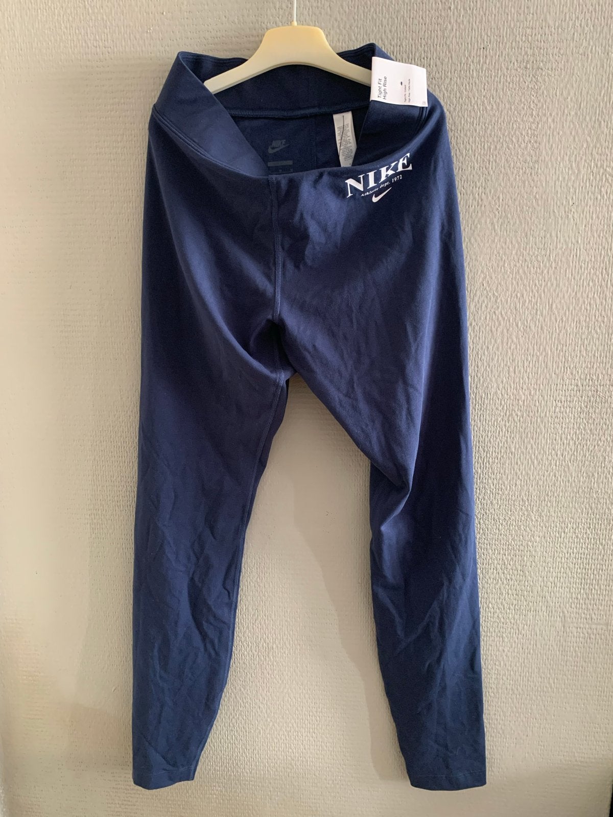 Nike Tight Fit High Rise Legging - Maat M, Legging, Blauw, Nieuw, Maat 40/42 (M)