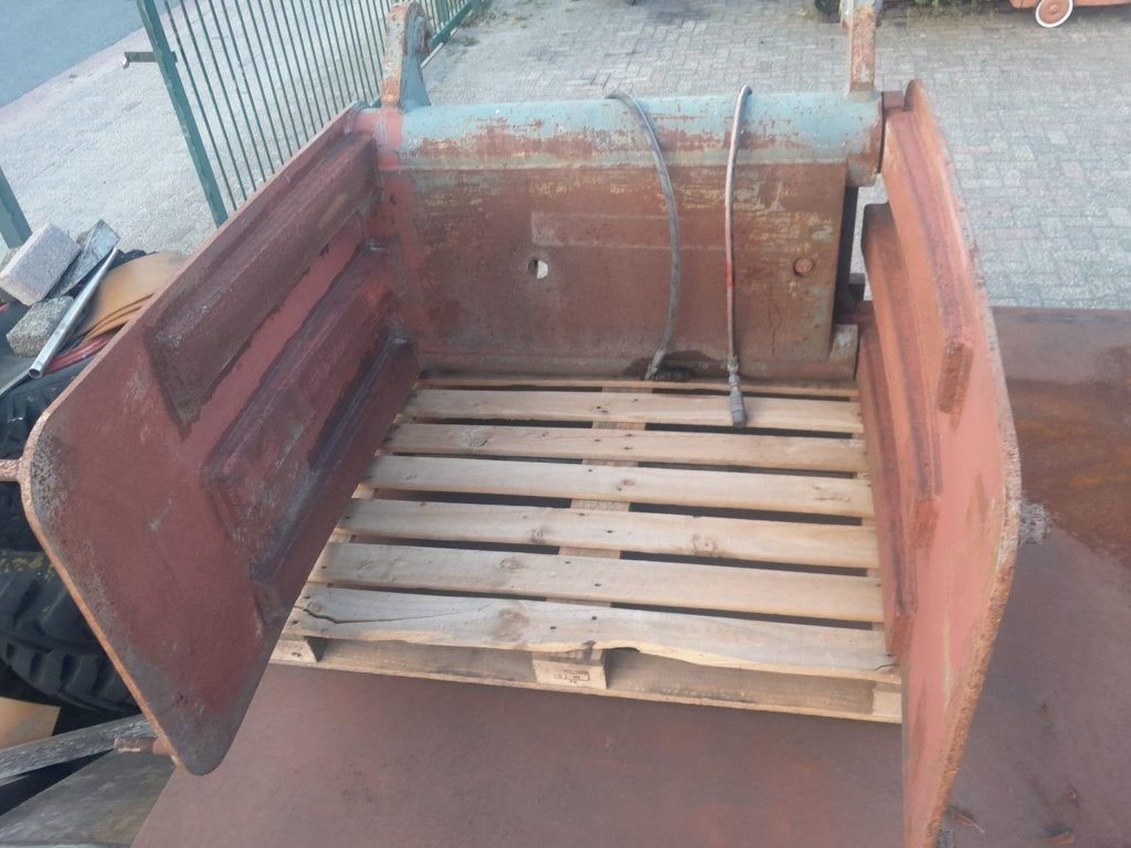 Te Koop Balenklem met snelwisselsysteem, Zakelijke goederen, Ophalen, Overige, Oogstmachine