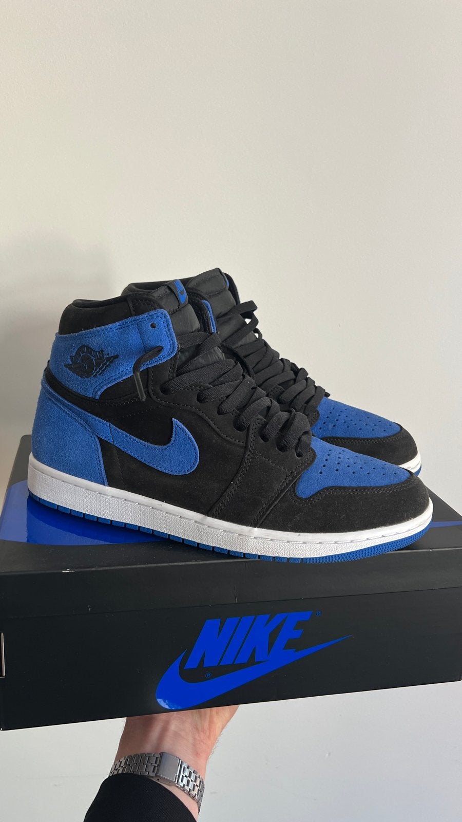 Jordan 1 High Royal Reimagined - Maat 44.5, Kleding | Heren, Schoenen, Ophalen of Verzenden, Nieuw, Blauw, Sneakers of Gympen