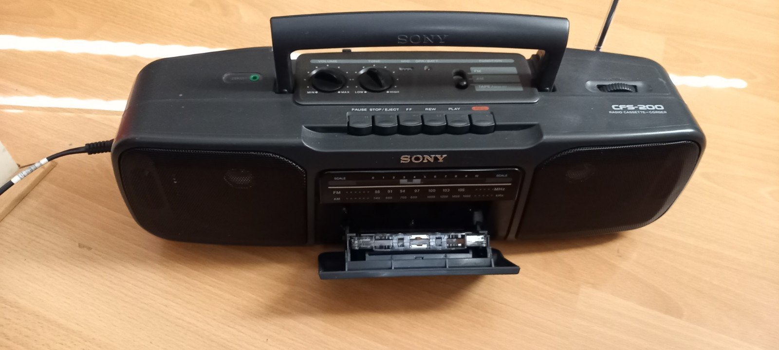 SONY draagbare radio/cassette, Verzenden, Zo goed als nieuw, Overige typen