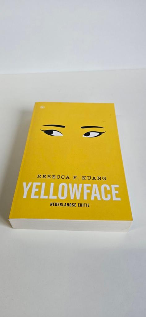2boeken 10%korting bij 3boeken of meer 20%korting, Rebecca F. Kuang, Ophalen of Verzenden, Zo goed als nieuw