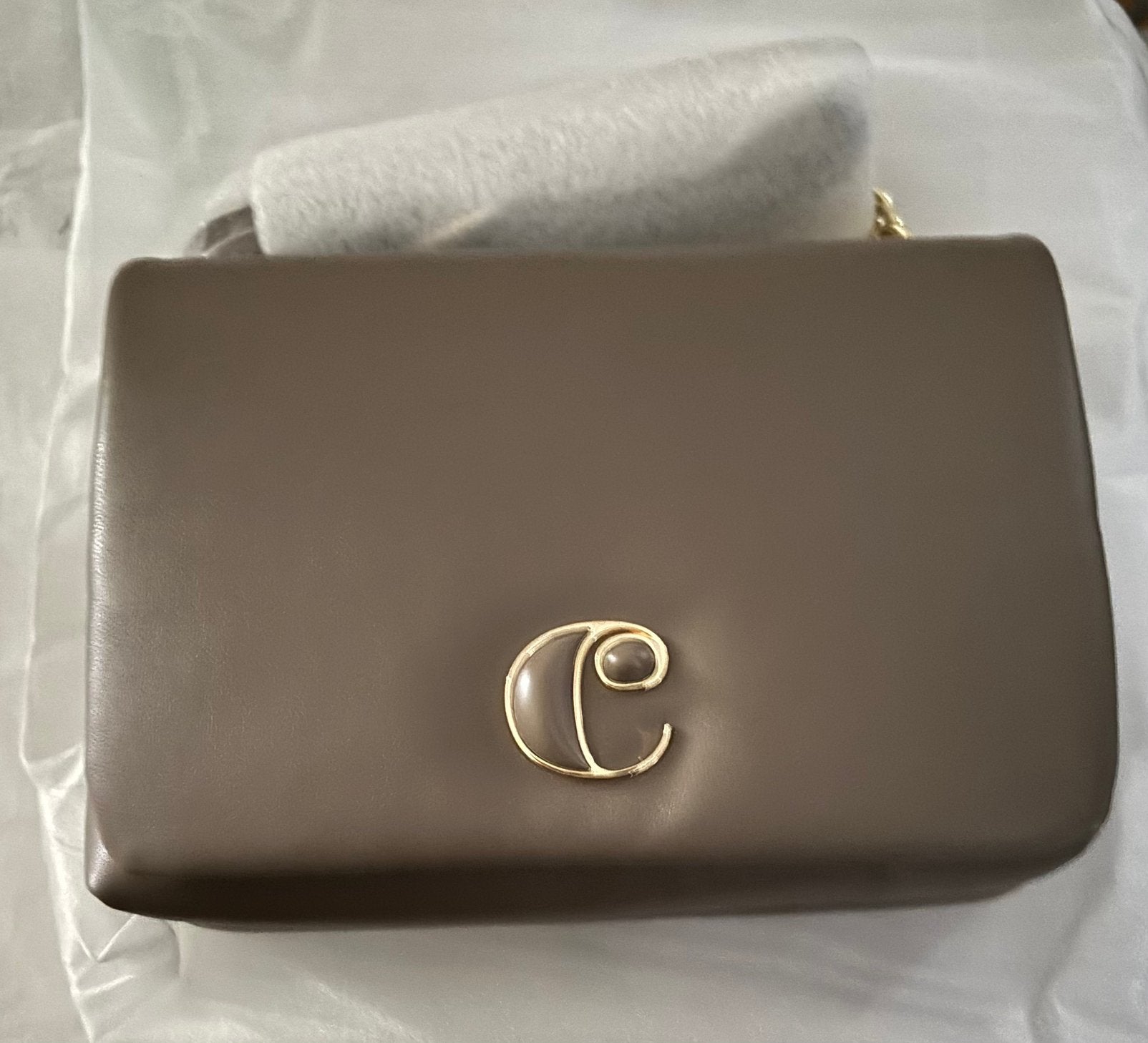 Nieuwe schoudertas, kleur taupe, merk Cacharel, Ophalen of Verzenden, Nieuw, Bruin, Schoudertasje