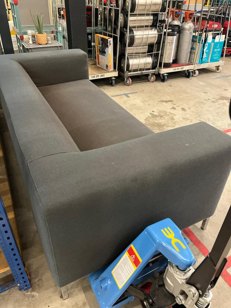 IKEA Klippan bank - 2-zitsbank in donkergrijs, Ophalen, Gebruikt, 125 tot 150 cm, Tweepersoons